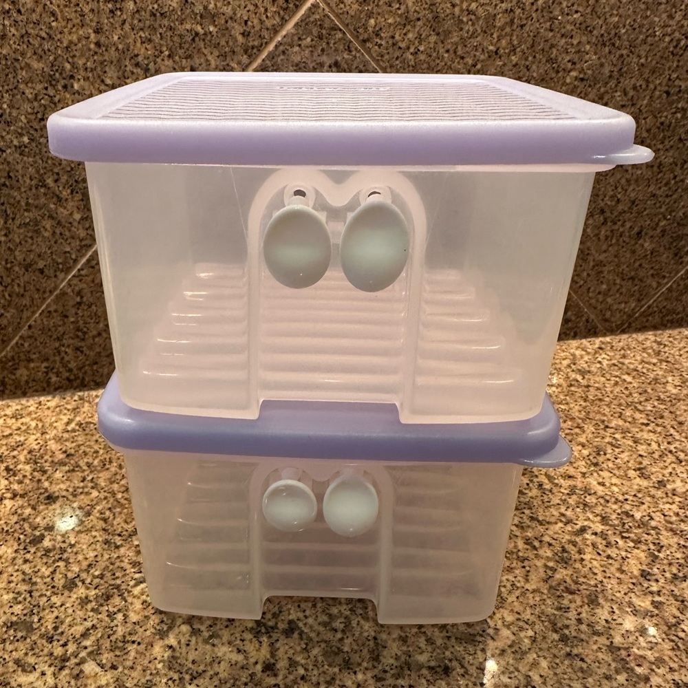 Tupperware FridgeSmart Square Storage Containers